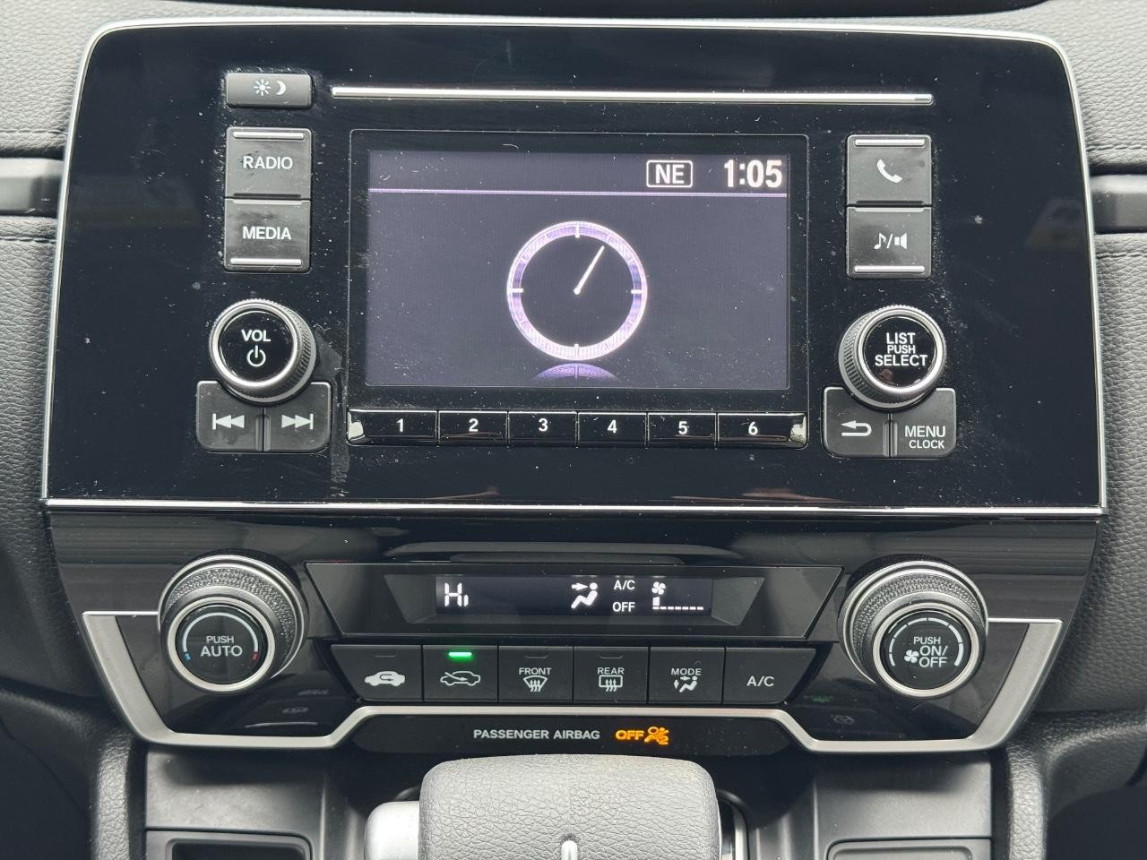 Honda CR-V Vehicle Full-screen Gallery Image 13