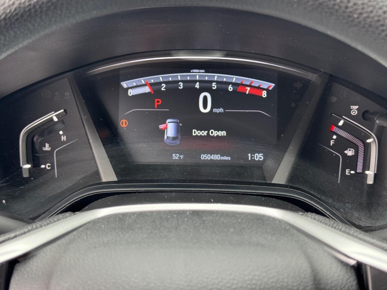 Honda CR-V Vehicle Full-screen Gallery Image 18