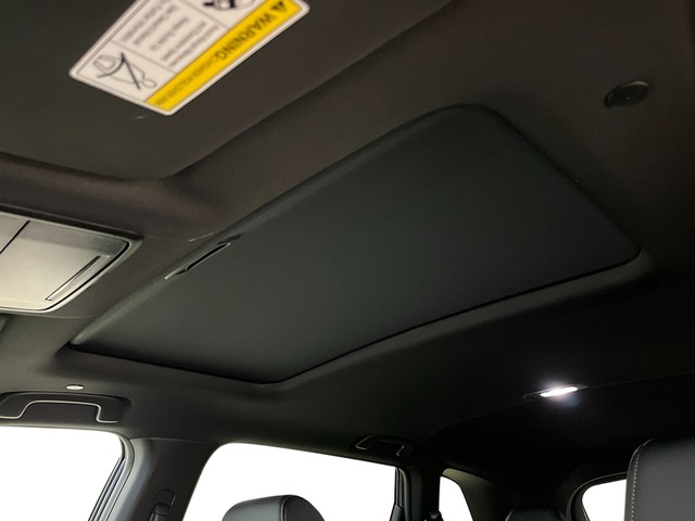 Honda CR-V Hybrid Vehicle Full-screen Gallery Image 21