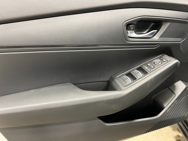 Honda Accord Sedan Vehicle Full-screen Gallery Image 14