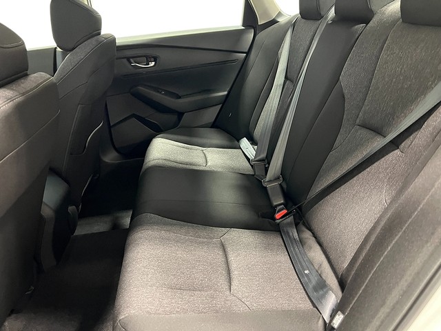 Honda Accord Sedan Vehicle Full-screen Gallery Image 27