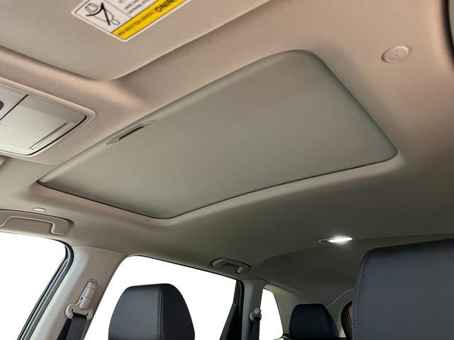 Honda CR-V Vehicle Full-screen Gallery Image 21