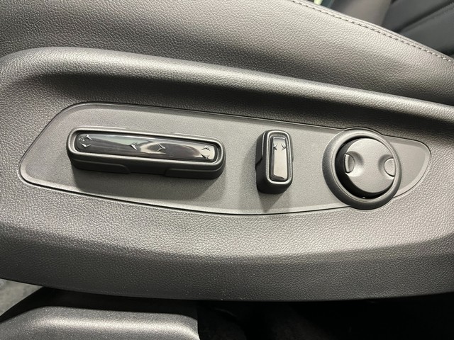 Honda CR-V Vehicle Full-screen Gallery Image 13