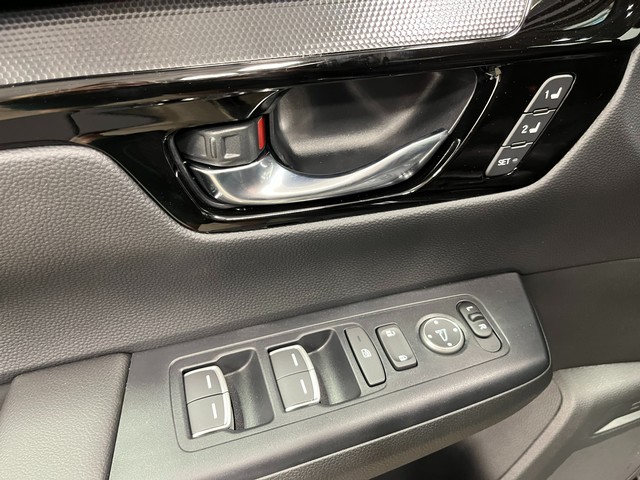 Honda CR-V Vehicle Full-screen Gallery Image 14