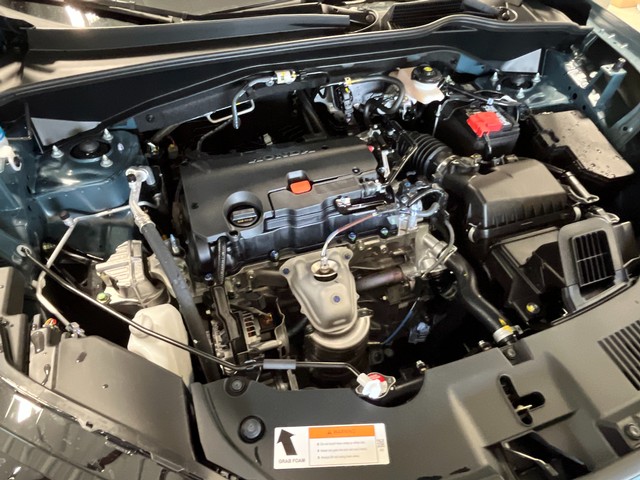 Honda HR-V Vehicle Full-screen Gallery Image 11