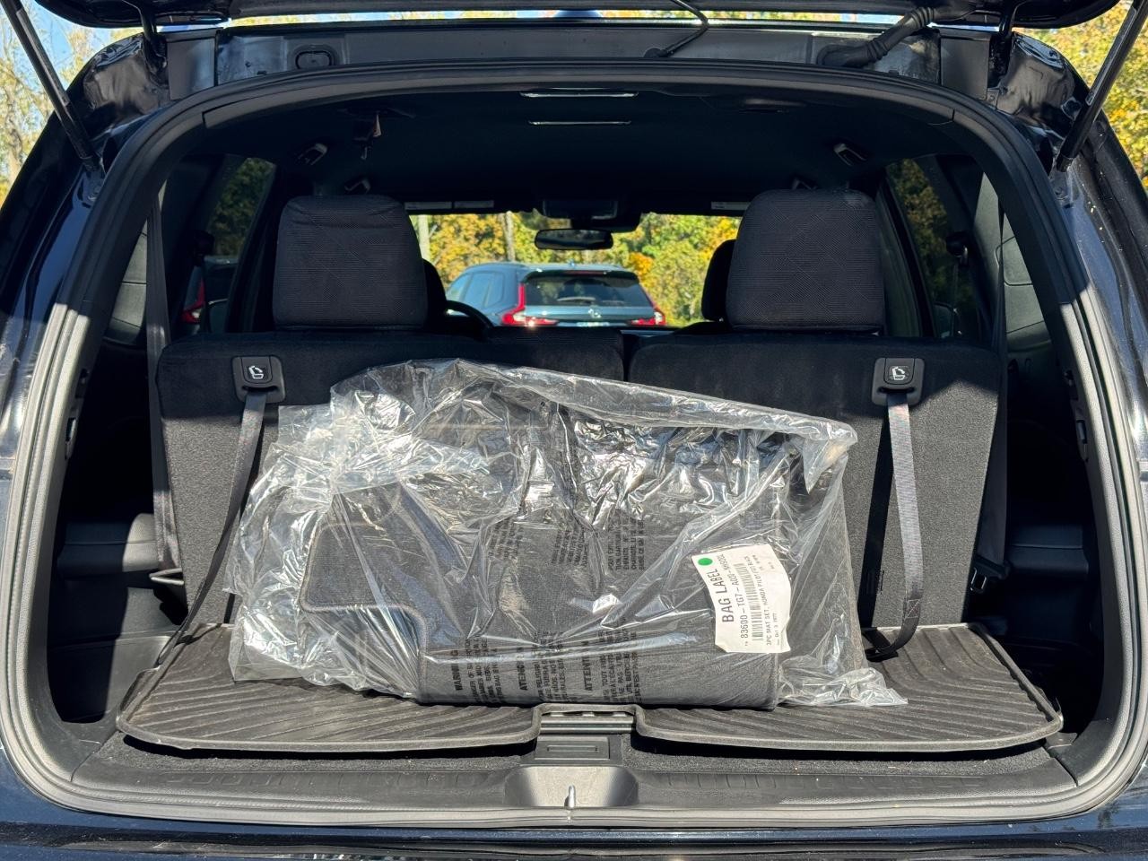 Honda Pilot Vehicle Full-screen Gallery Image 04