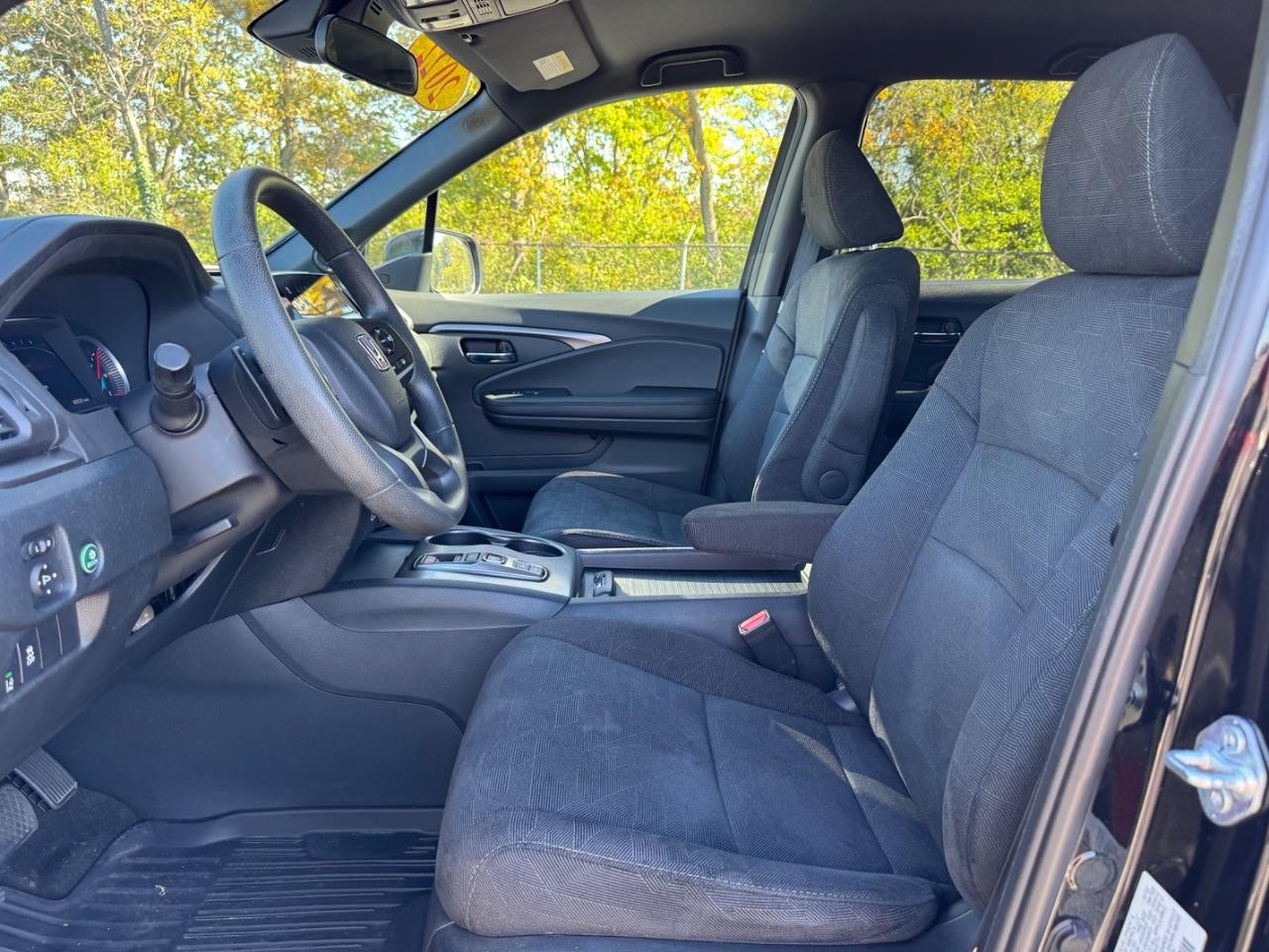 Honda Pilot Vehicle Full-screen Gallery Image 19