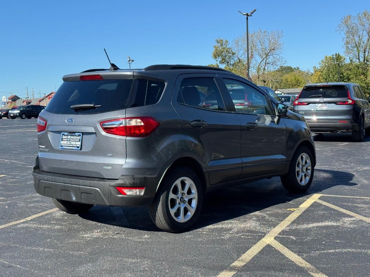 Ford EcoSport Vehicle Full-screen Gallery Image 03