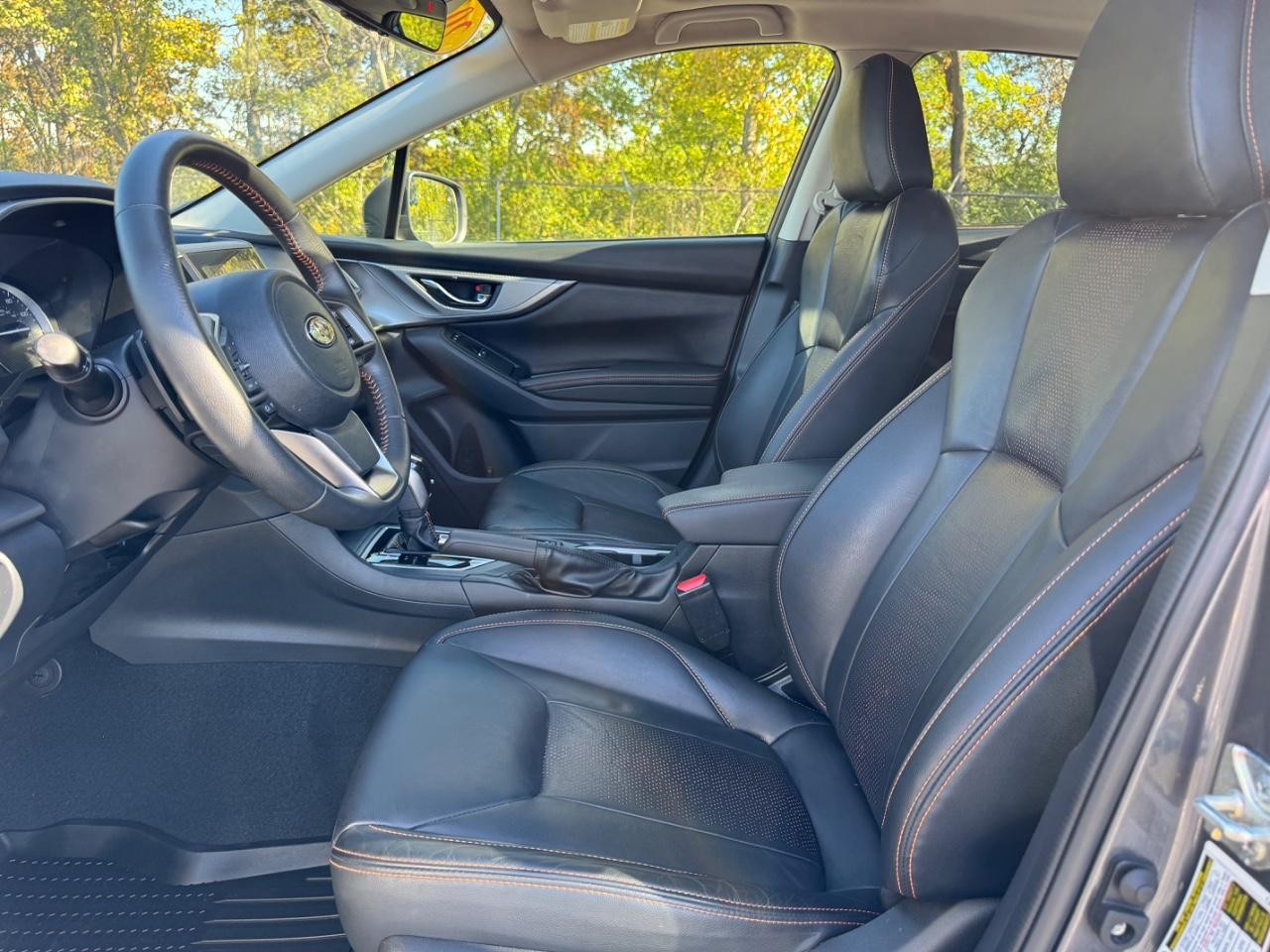 Subaru Crosstrek Vehicle Full-screen Gallery Image 17