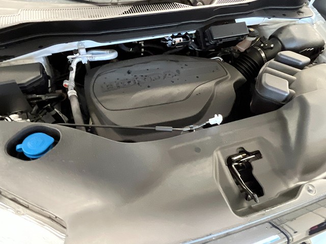 Honda Ridgeline Vehicle Full-screen Gallery Image 11