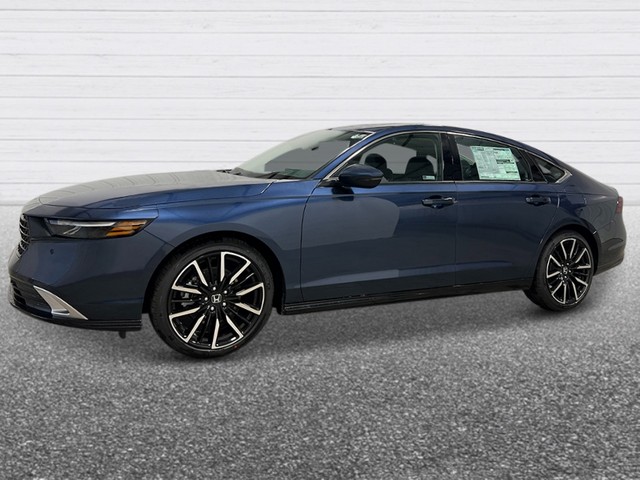 Honda Accord Hybrid Vehicle Full-screen Gallery Image 02