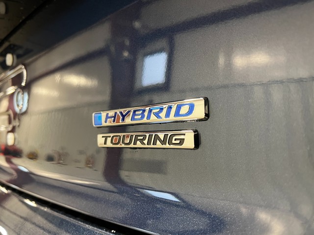 Honda Accord Hybrid Vehicle Full-screen Gallery Image 06