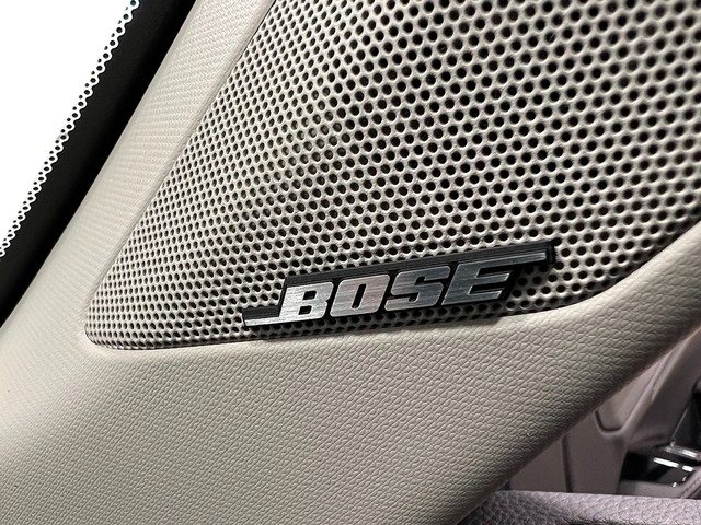 Honda Accord Hybrid Vehicle Full-screen Gallery Image 33