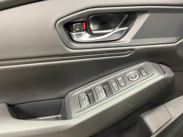 Honda Accord Sedan Vehicle Full-screen Gallery Image 14