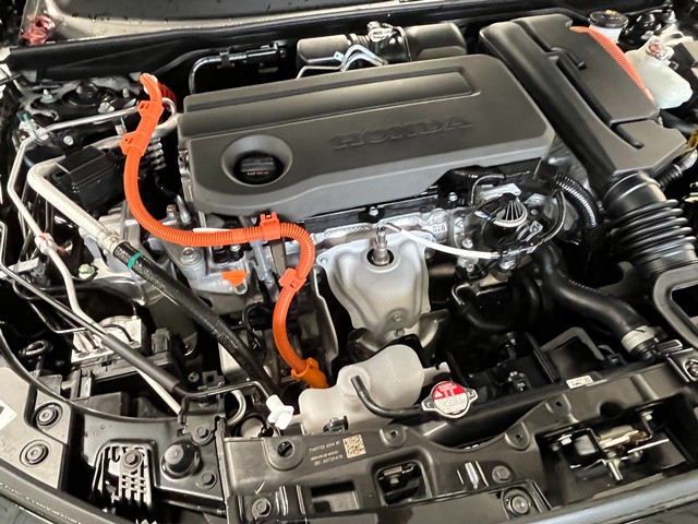 Honda Civic Sedan Hybrid Vehicle Full-screen Gallery Image 12