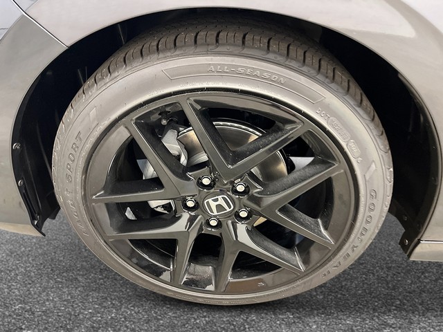 Honda Civic Sedan Vehicle Full-screen Gallery Image 11