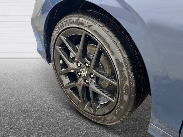 Honda Civic Sedan Hybrid Vehicle Full-screen Gallery Image 11