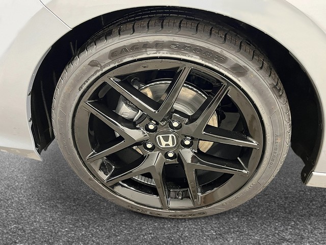 Honda Civic Hatchback Vehicle Full-screen Gallery Image 11