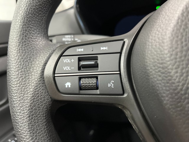 Honda CR-V Vehicle Full-screen Gallery Image 17