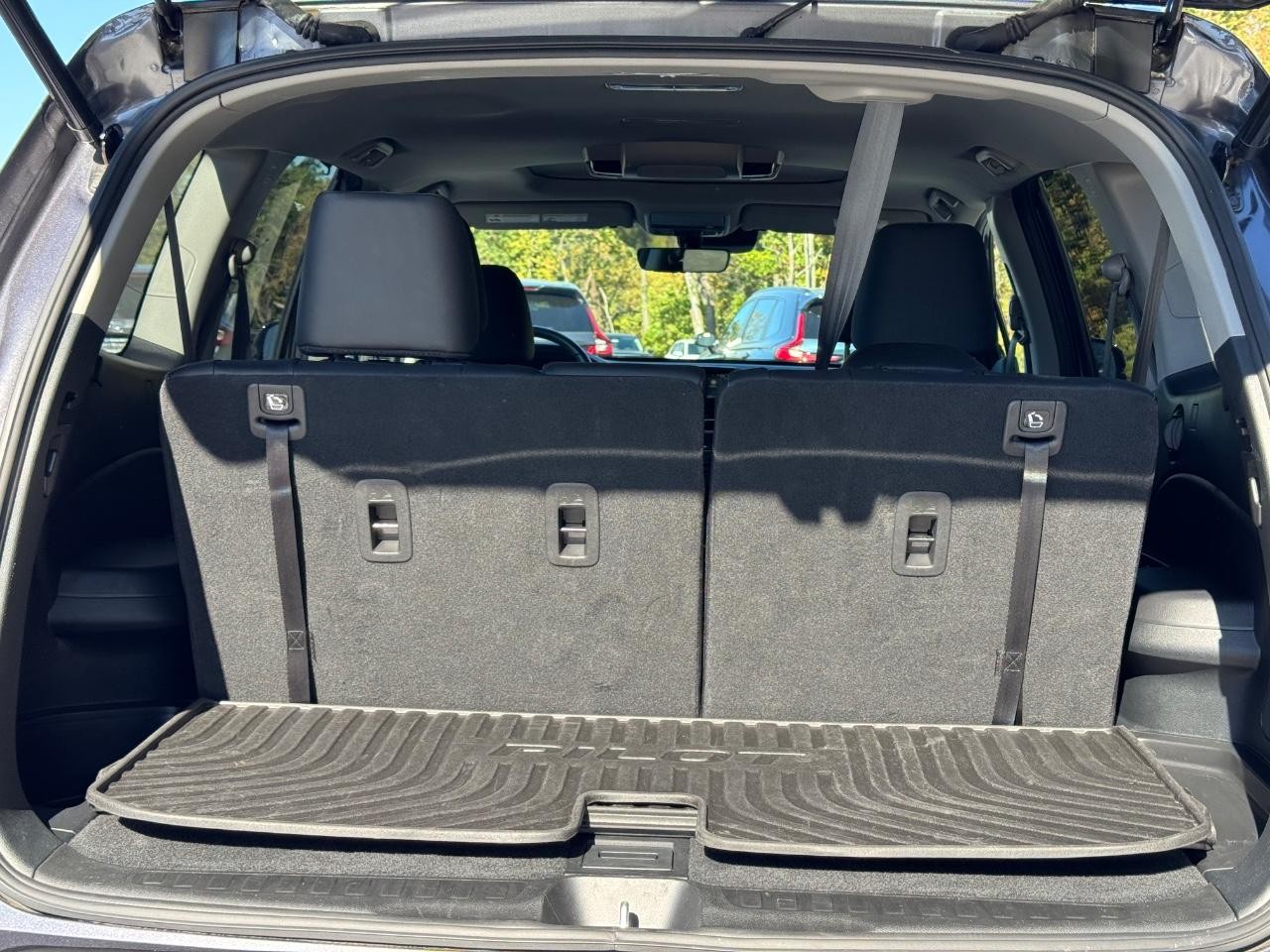 Honda Pilot Vehicle Full-screen Gallery Image 04