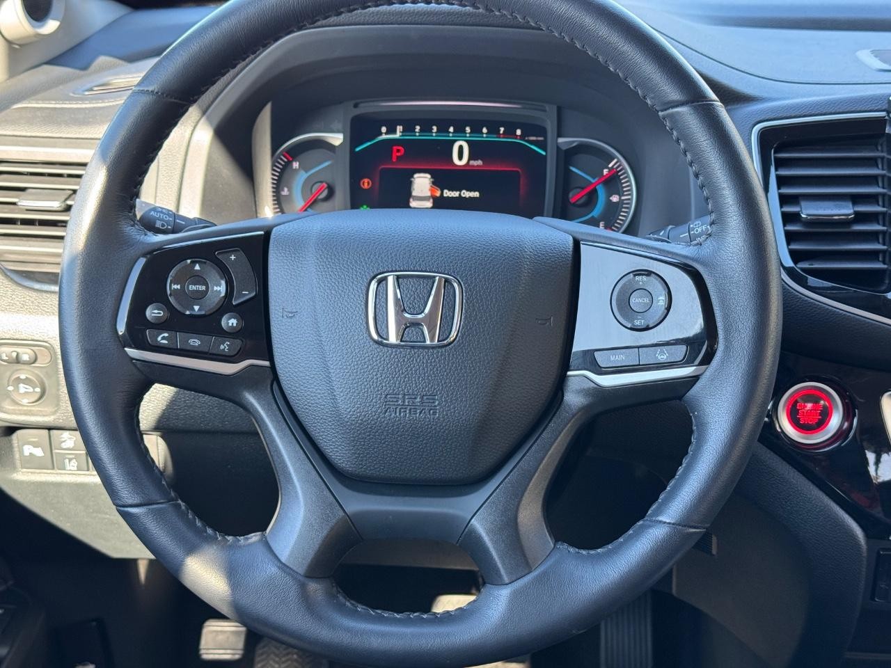 Honda Pilot Vehicle Full-screen Gallery Image 13