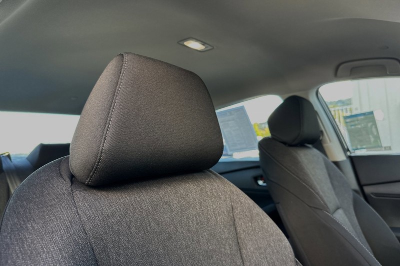 Honda Accord Sedan Vehicle Full-screen Gallery Image 16