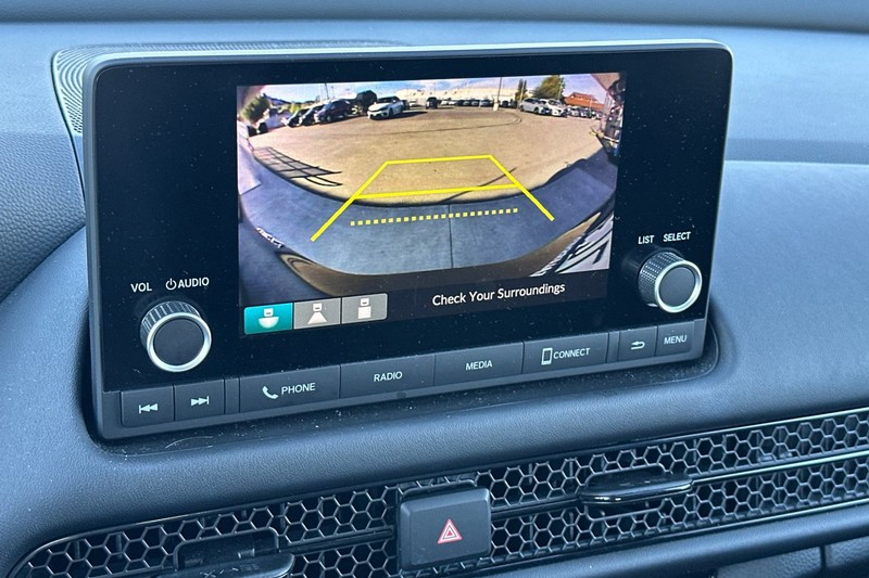 Honda HR-V Vehicle Full-screen Gallery Image 21