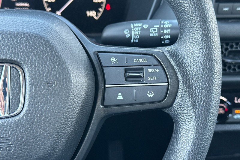 Honda HR-V Vehicle Full-screen Gallery Image 27