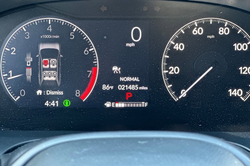 Honda HR-V Vehicle Full-screen Gallery Image 29