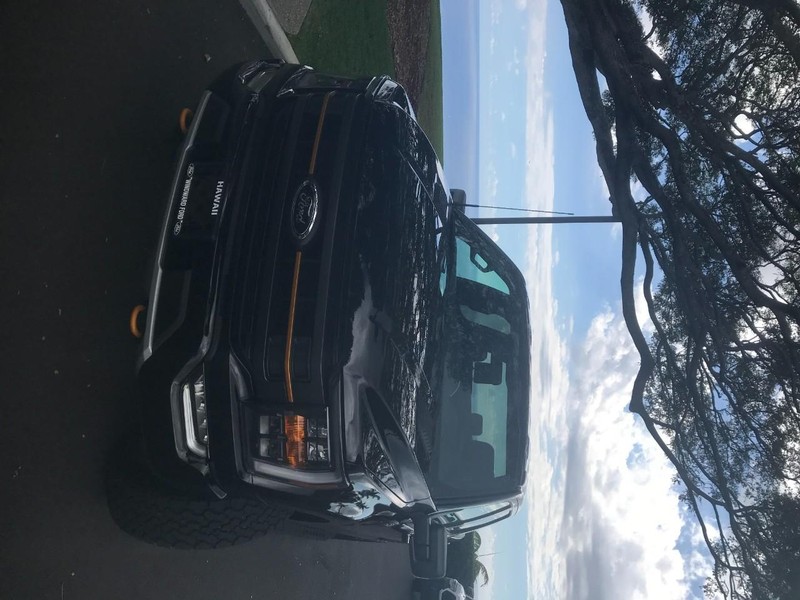 Ford F-150 Vehicle Full-screen Gallery Image 18