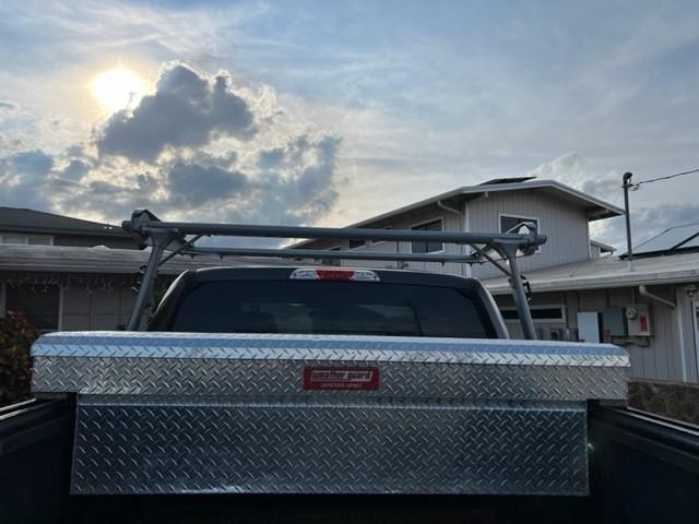 Ford F-150 Vehicle Full-screen Gallery Image 5