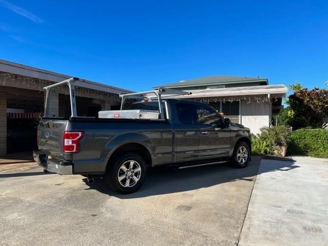 Ford F-150 Vehicle Full-screen Gallery Image 6