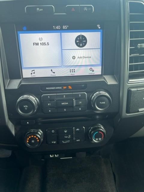 Ford F-150 Vehicle Full-screen Gallery Image 11
