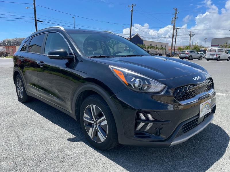Kia Niro Plug-In Hybrid Vehicle Full-screen Gallery Image 4