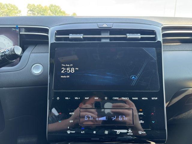 Hyundai Santa Cruz Vehicle Full-screen Gallery Image 14