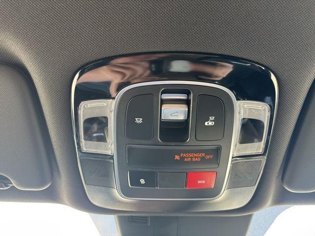 Hyundai Santa Cruz Vehicle Full-screen Gallery Image 18