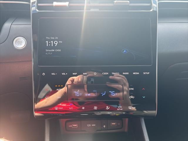 Hyundai Santa Cruz Vehicle Full-screen Gallery Image 16