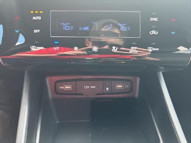 Hyundai Santa Cruz Vehicle Full-screen Gallery Image 22