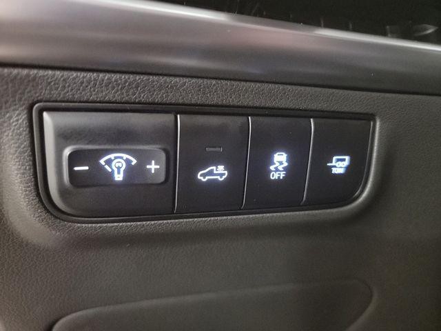 Hyundai Santa Cruz Vehicle Full-screen Gallery Image 13