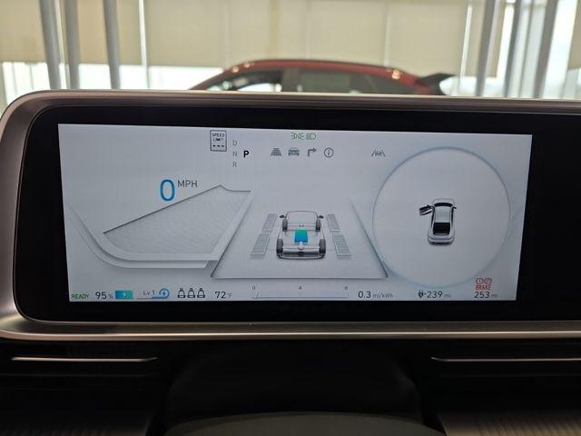 Hyundai IONIQ 6 Vehicle Full-screen Gallery Image 12