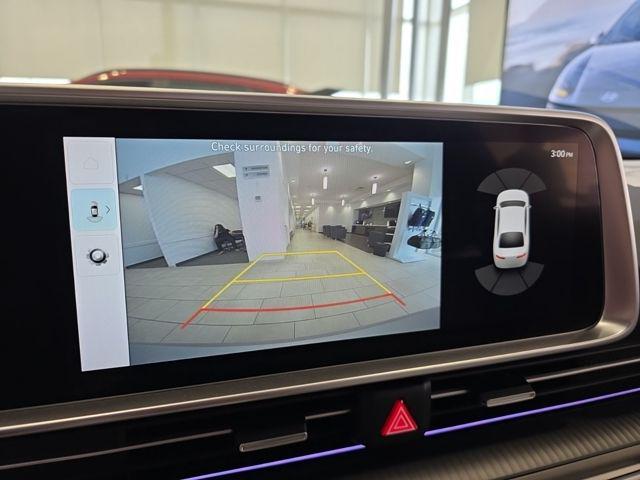 Hyundai IONIQ 6 Vehicle Full-screen Gallery Image 14