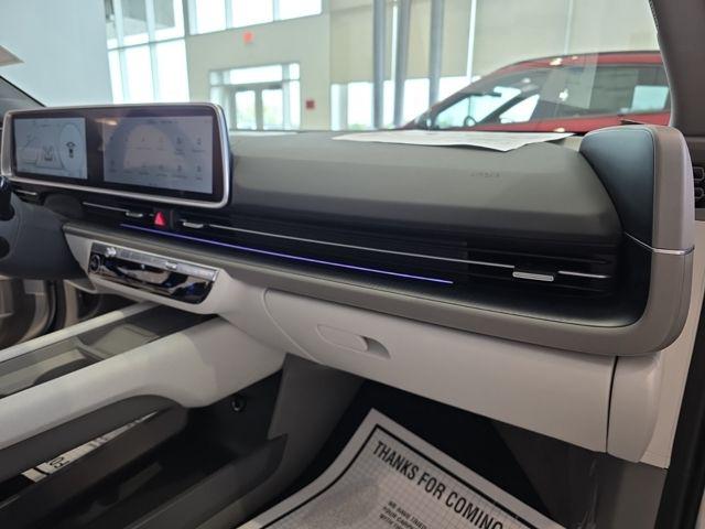 Hyundai IONIQ 6 Vehicle Full-screen Gallery Image 28