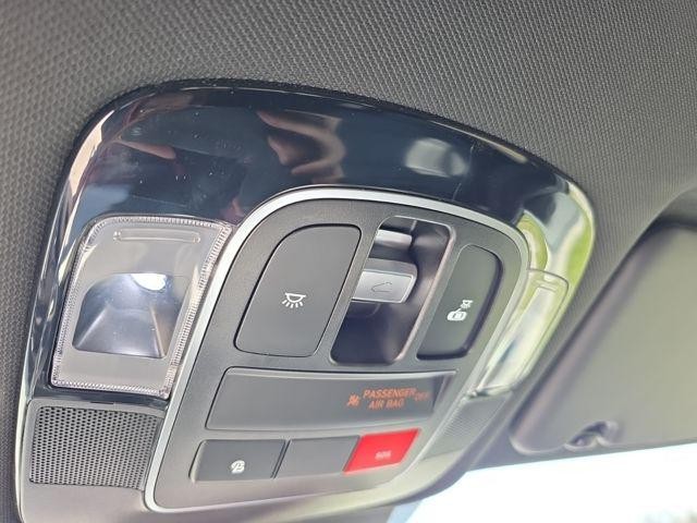 Hyundai Santa Cruz Vehicle Full-screen Gallery Image 18