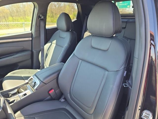 Hyundai Santa Cruz Vehicle Full-screen Gallery Image 23