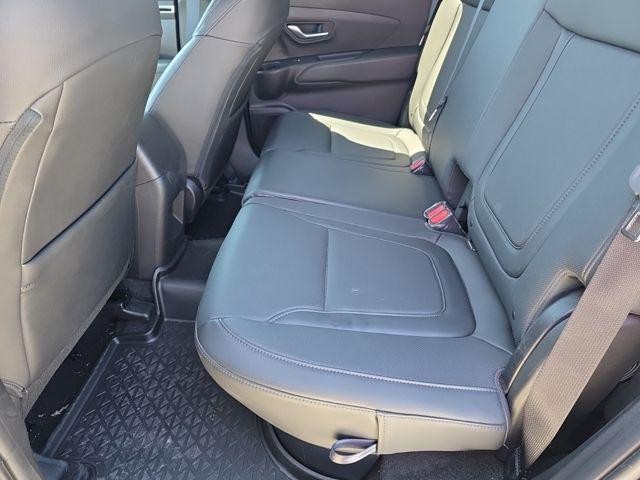 Hyundai Santa Cruz Vehicle Full-screen Gallery Image 25