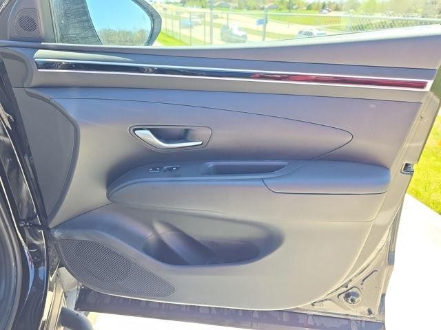 Hyundai Santa Cruz Vehicle Full-screen Gallery Image 31