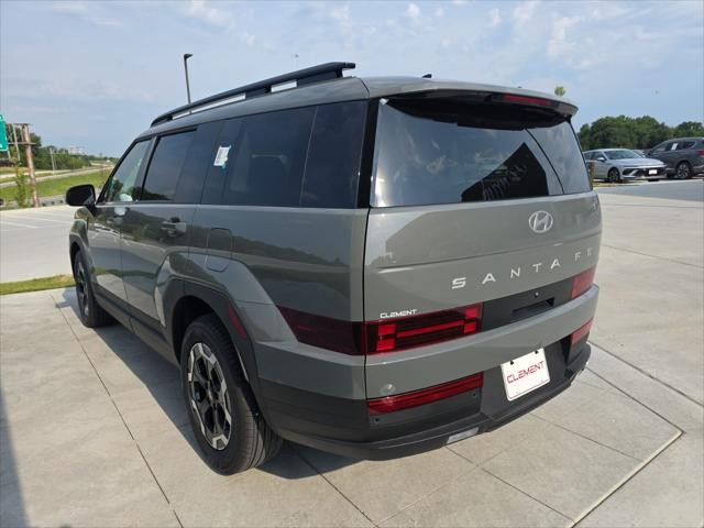 Hyundai Santa Fe Vehicle Full-screen Gallery Image 8