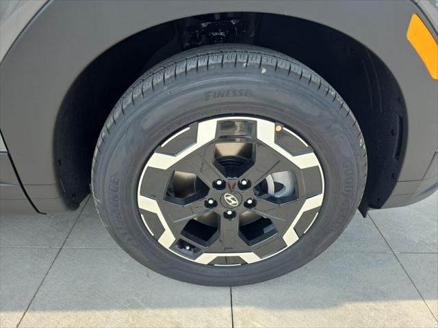 Hyundai Santa Fe Vehicle Full-screen Gallery Image 31