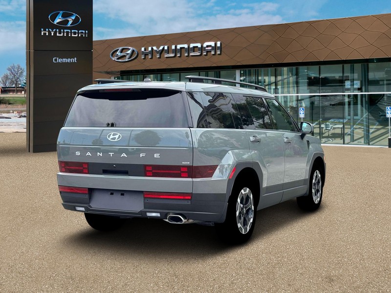 Hyundai Santa Fe Vehicle Full-screen Gallery Image 7