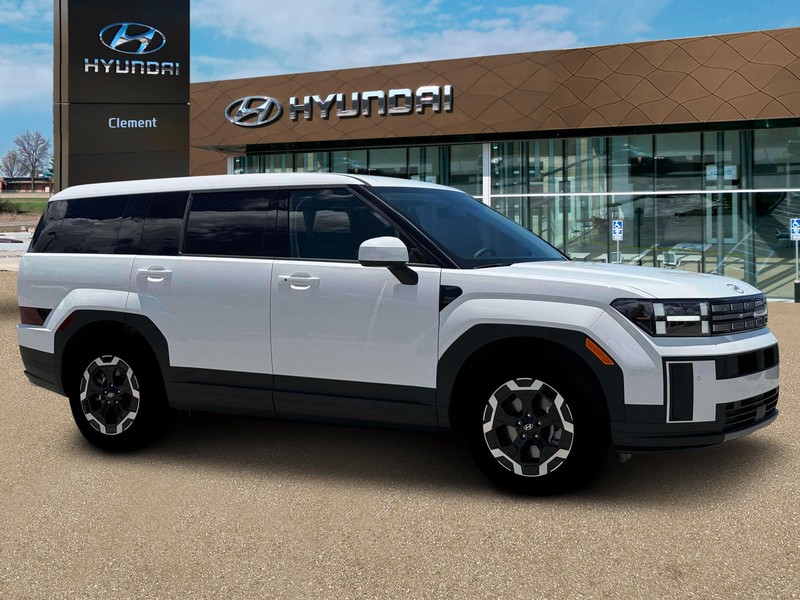 Hyundai Santa Fe Vehicle Full-screen Gallery Image 10